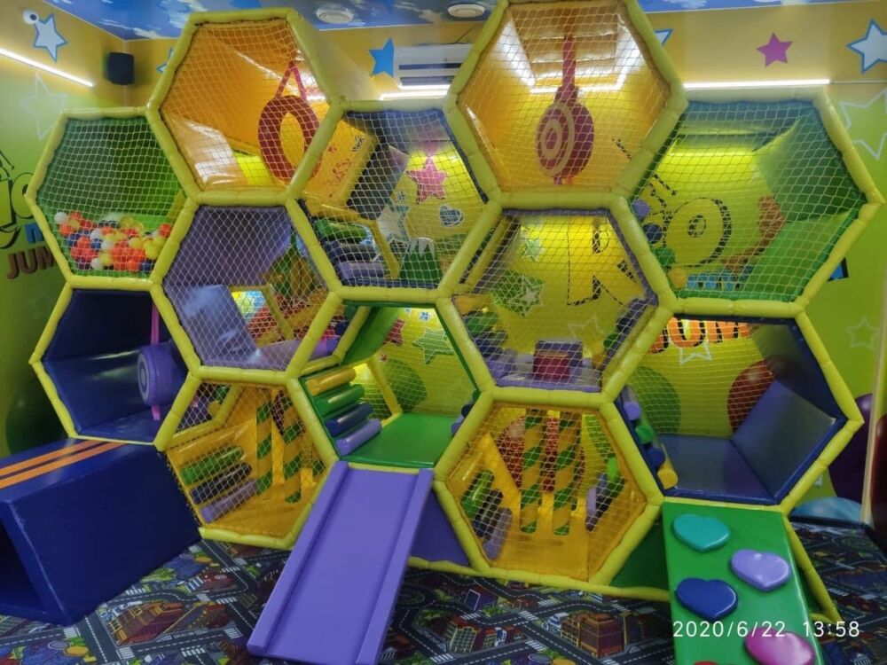 Лабіринт соти Star