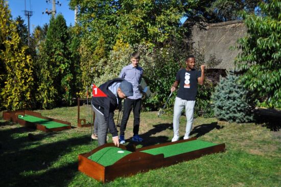 Доріжка для міні гольфу — фото 3