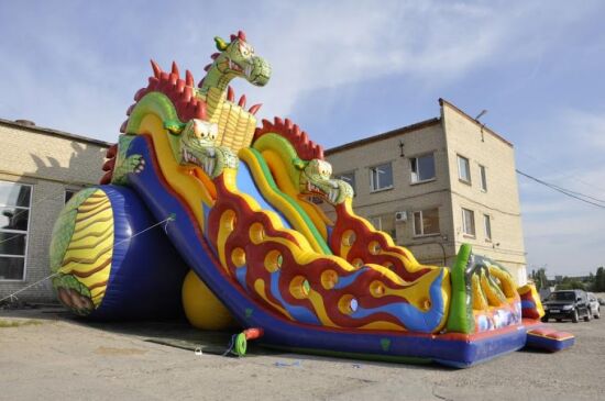 Надувна гірка Горинич — фото 5