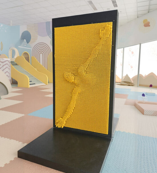 Pin Art Big — інтерактивна панель — фото 2