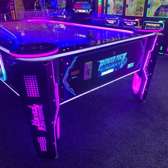 Power Puck Fever — мультишайбовий аркадний аерохокей — фото 4